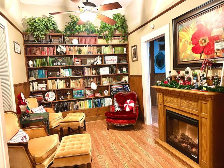 Spacious Downtown Jackson Retreat- Historic Hangout المظهر الخارجي الصورة
